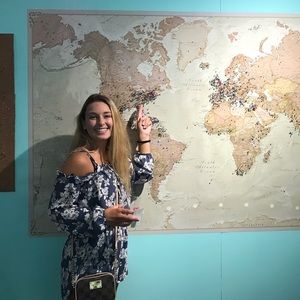 Meet your Posher, Stephanie